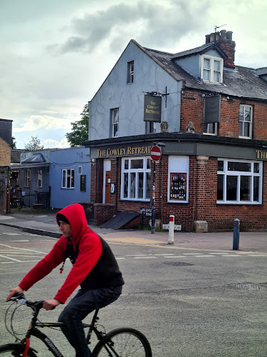 The Cowley Retreat - Pub