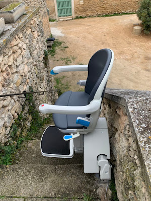 Confort Plus : Expert en Monte escalier Nice / Cannes & en plateforme élévatrice PMR à Montauroux