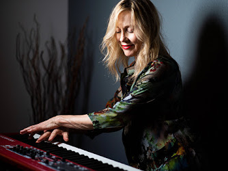 Tracy Loftsgaarden Piano Academy