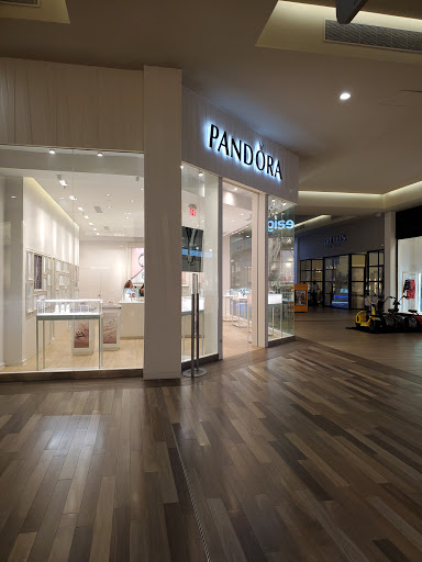 Pandora Blue Mall Punta Cana