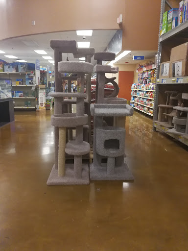 Pet Supply Store «PetSmart», reviews and photos, 573 N McKinley St, Corona, CA 92879, USA