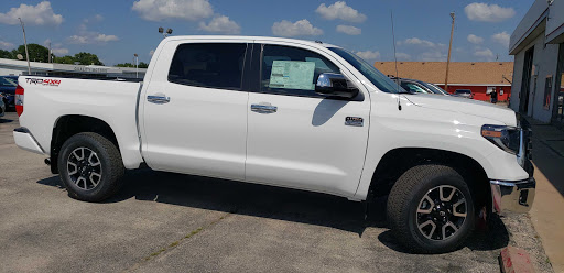 Toyota Dealer «Quality Toyota», reviews and photos, 2101 W Main St, Independence, KS 67301, USA