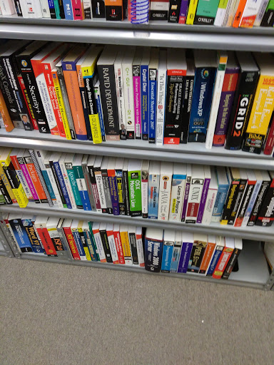 Used Book Store «Used Book Superstore», reviews and photos, 256 Cambridge St, Burlington, MA 01803, USA