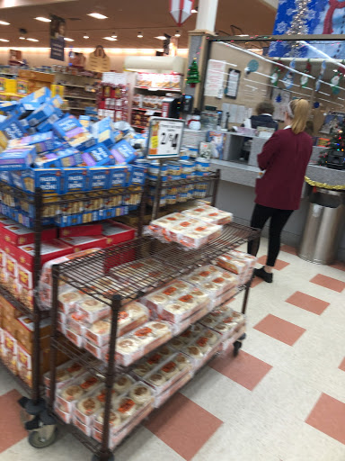 Grocery Store «Market Basket», reviews and photos, 95 Sutton Ave, Oxford, MA 01540, USA
