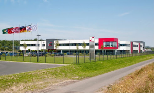 Schneider GmbH & Co. KG Biegenstraße 8, 35112 Fronhausen, Deutschland