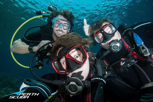 Scuba diving beginners courses Perth