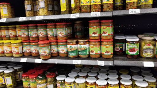 Grocery Store «Halal Import Food Market», reviews and photos, 701 E Pioneer Pkwy, Arlington, TX 76010, USA