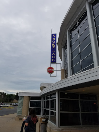 Movie Theater «AMC Classic South Bend 16», reviews and photos, 450 W Chippewa Ave, South Bend, IN 46614, USA