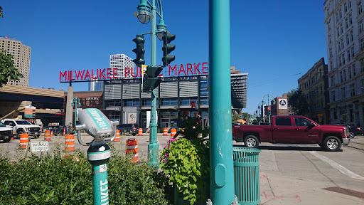 Milwaukee Public Market, 400 N Water St, Milwaukee, WI 53202, USA, 