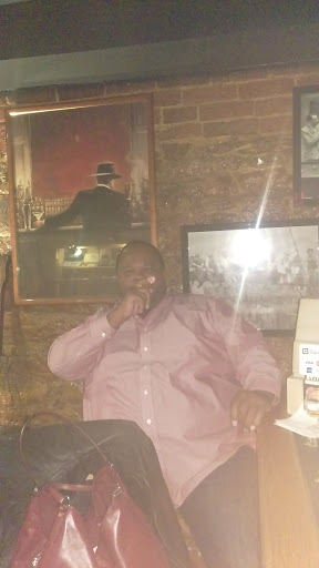 Tobacco Shop «Cigar Inn», reviews and photos, 119 W Main St, Belleville, IL 62220, USA