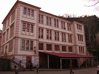 Mehmet Akif Ersoy İlköğretim Okulu (Giresun Merkez)