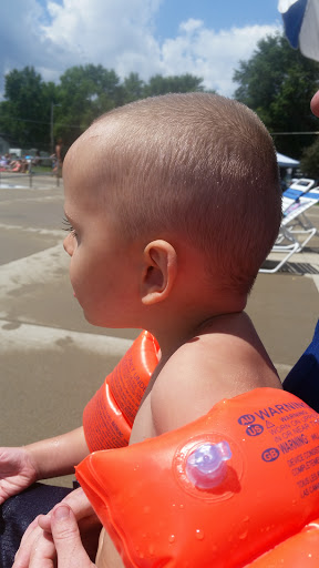 Water Park «Uhrichsville Water Park», reviews and photos, 401 E 12th St, Uhrichsville, OH 44683, USA