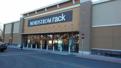 Nordstrom Rack Hamilton Crossings, 750 N Krocks Rd #303, Allentown, PA 18106, USA, 