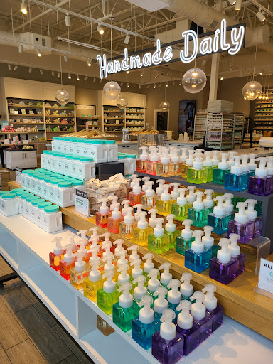 Shopping Mall «The Shops at Highland Village», reviews and photos, 1701 Shoal Creek, Highland Village, TX 75077, USA