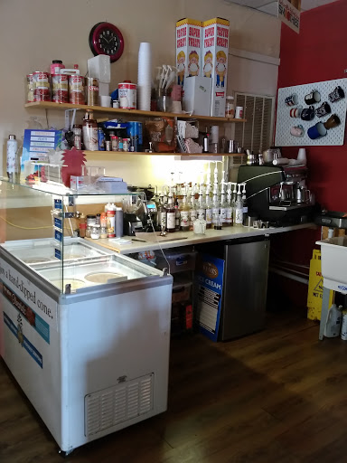 Restaurant «The Pineapple Tea Room & Coffee Shoppe», reviews and photos, 604 Colwyn St, Cumberland Gap, TN 37724, USA