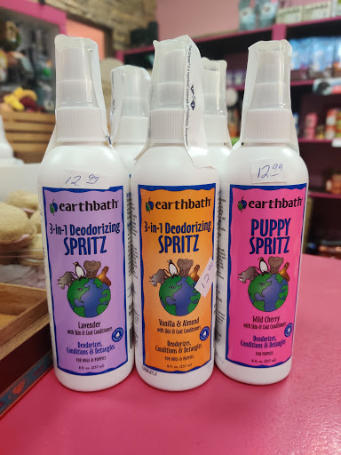 Pet Store «Woof Gang Bakery & Grooming DeLand», reviews and photos, 1431 Orange Camp Rd, DeLand, FL 32724, USA