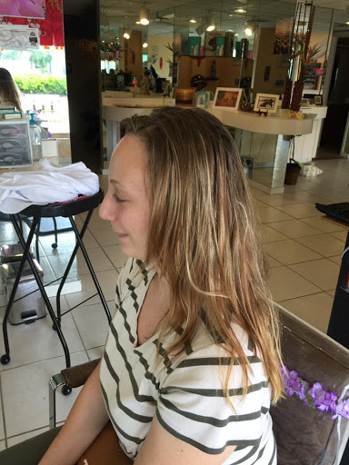 Hair Salon «ALOHA DREAMS SALON & SPA», reviews and photos, 423 5th Ave, Indialantic, FL 32903, USA