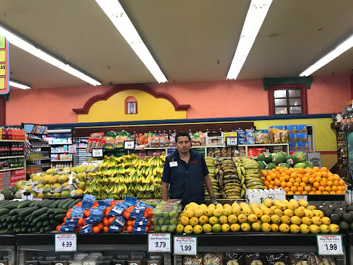 Grocery Store «La Plaza Market», reviews and photos, 515 McLaughlin Ave, San Jose, CA 95116, USA