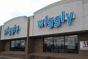 Iverson's Piggly Wiggly image