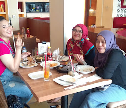 Pizza Hut Restoran photo