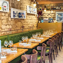 Atmosphère du Restaurant grec Evi Evane à Paris - n°3