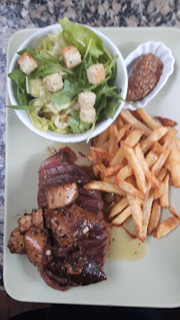 Plats et boissons du Restaurant de hamburgers Côté Terrasse à Bordeaux - n°3