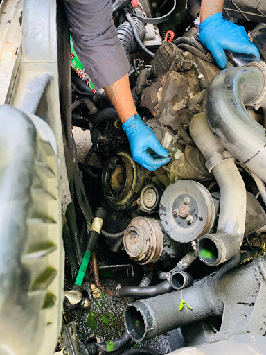 Auto Repair Shop «Floral Park Gas & Auto Repair», reviews and photos, 286 Jericho Turnpike, Floral Park, NY 11001, USA