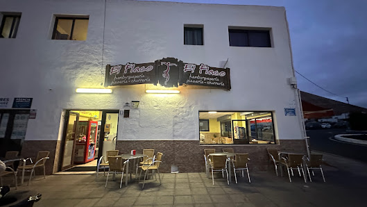 Restaurante El Flaco Av. de los Volcanes, 55, Local 3, 35560 Tinajo, Las Palmas, España