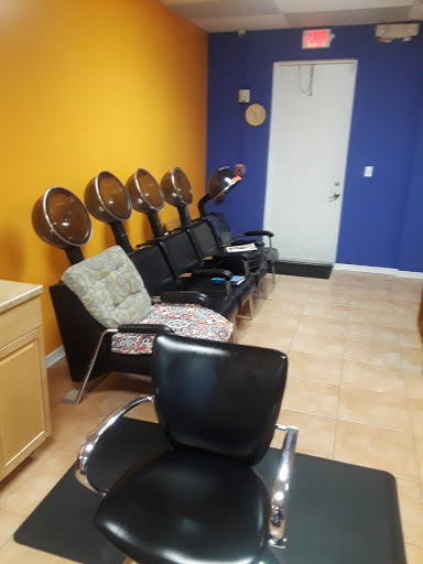 Beauty Salon «J J Hair & Nail Salon Inc», reviews and photos, 4071 NW 34th St, Lauderdale Lakes, FL 33319, USA