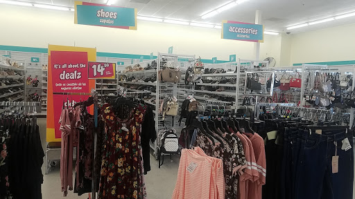 Discount Store «Fallas Discount Stores», reviews and photos, 2500 S Carrier Pkwy, Grand Prairie, TX 75052, USA