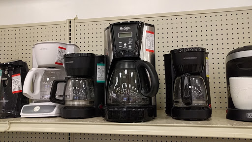 Thrift Store «Goodwill of North Georgia: Kennesaw Store and Donation Center», reviews and photos, 2500 Cobb Pkwy N, Kennesaw, GA 30152, USA