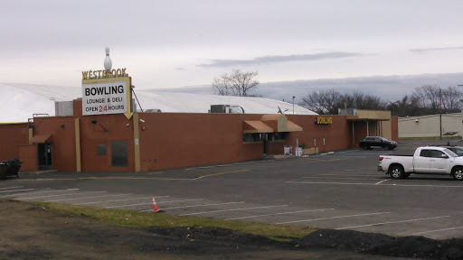 Bowling Alley «Westbrook Lanes Family Bowling Center», reviews and photos, 1 Creek Rd, Brooklawn, NJ 08030, USA