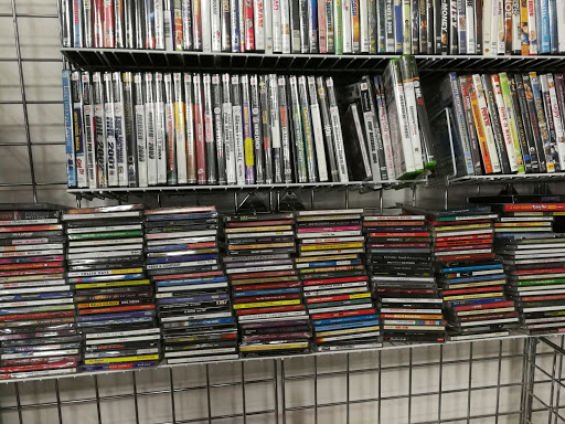 Thrift Store «Goodwill Retail Store of Chesterfield – The Valley», reviews and photos, 17355 Edison Ave, Chesterfield, MO 63005, USA