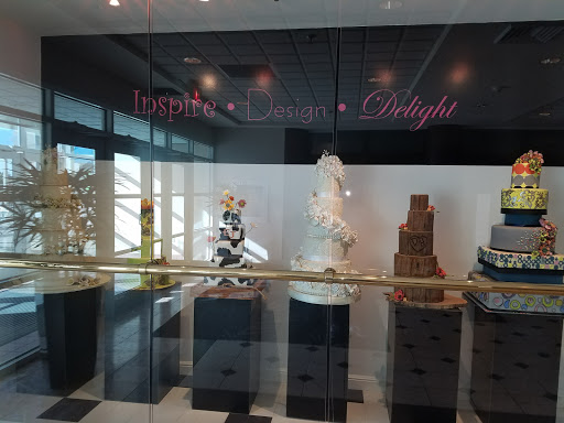 Shopping Mall «La Place Shopping Center», reviews and photos, 2101 Richmond Rd, Beachwood, OH 44122, USA