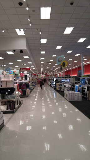 Department Store «Target», reviews and photos, 1 Mystic View Rd, Everett, MA 02149, USA