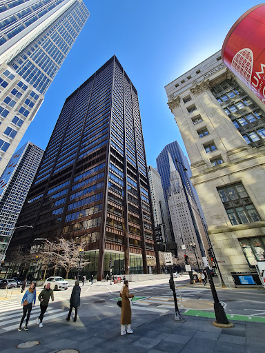 Shopping Mall «Atrium», reviews and photos, 100 W Randolph St, Chicago, IL 60601, USA