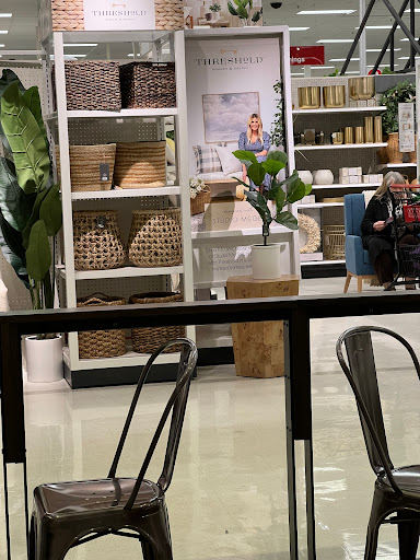 Department Store «Target», reviews and photos, 4053 Factoria Square Mall SE, Bellevue, WA 98006, USA