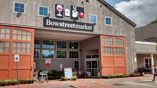 Grocery Store «Bow Street Market», reviews and photos, 79 Bow St, Freeport, ME 04032, USA