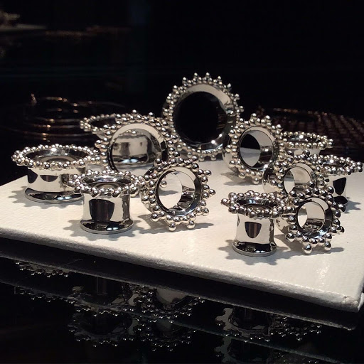 Body Piercing Shop «The Parlour», reviews and photos, 437 Franklin St Suite 1, Buffalo, NY 14202, USA