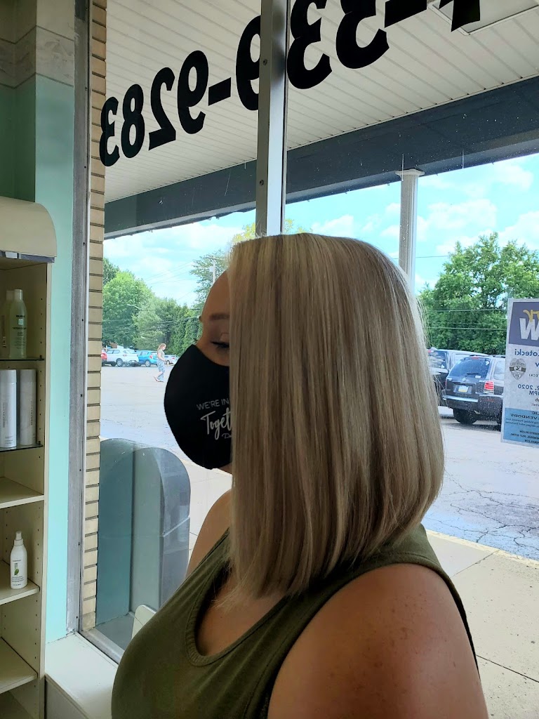 Waves Styling Salon 15068