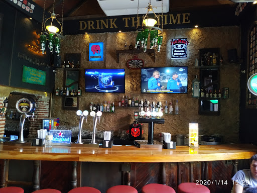 Vintage bars in Cartagena