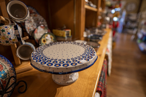 Kitchen Supply Store «Kiss The Cook Kitchen Shop», reviews and photos, 113 E Theissen St, Boerne, TX 78006, USA