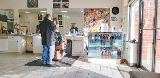 Barber Shop «Scotts Barber Shop», reviews and photos, 300 Bridge St, North Weymouth, MA 02191, USA