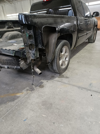 Auto Body Shop «Unicar Auto Body», reviews and photos, 1685 E Walnut St, Pasadena, CA 91106, USA