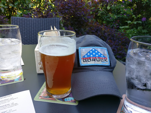 Hotel «McMenamins Anderson School», reviews and photos, 18607 Bothell Way NE, Bothell, WA 98011, USA