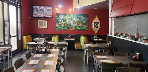 Shopping Mall «Cypress Village Shopping Center», reviews and photos, 14001 - 14271 Jeffrey Rd, Irvine, CA 92620, USA