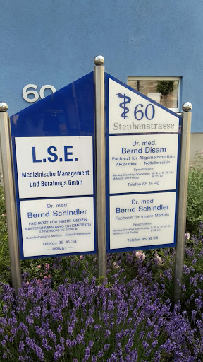 Dr. med. Bernhard Schindler Specialist in internal medicine