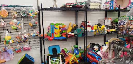 Thrift Store «7th & Bell Goodwill Retail Store & Donation Center», reviews and photos, 17037 N 7th Ave, Phoenix, AZ 85023, USA