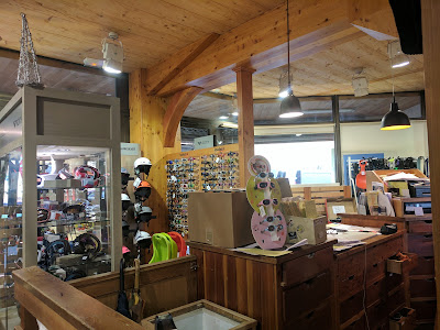 Netski. GODILLE SPORT 1600 Place Centrale J3 Pra Loup à Uvernet-Fours
