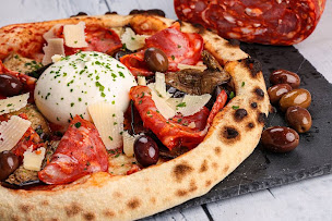 Photo n°2 de Monsieur Tomate Gaillac PIZZA - Pizzeria Artisanale à Gaillac ()
